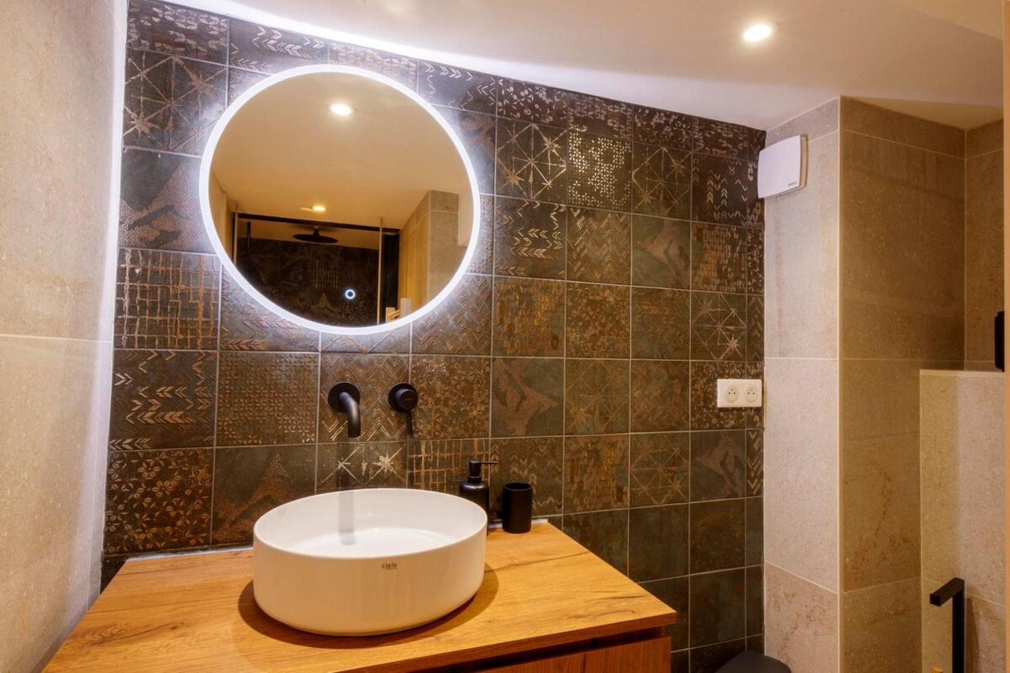 06A2 - Heart Of Old Nice Beautiful Renovated Apartment Εξωτερικό φωτογραφία